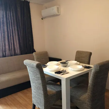 Palace De Luxe - 아파트